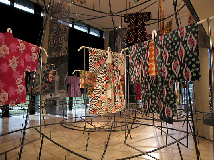 Exposition Kimonos Art Déco Musée du président Jacques Chirac Sarran Corrèze